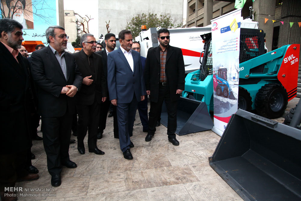 伊朗第一副总统点赞山河智能滑移装载机